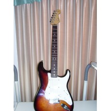 Electric Guitar : Fender American Stratocaster Guitar USA